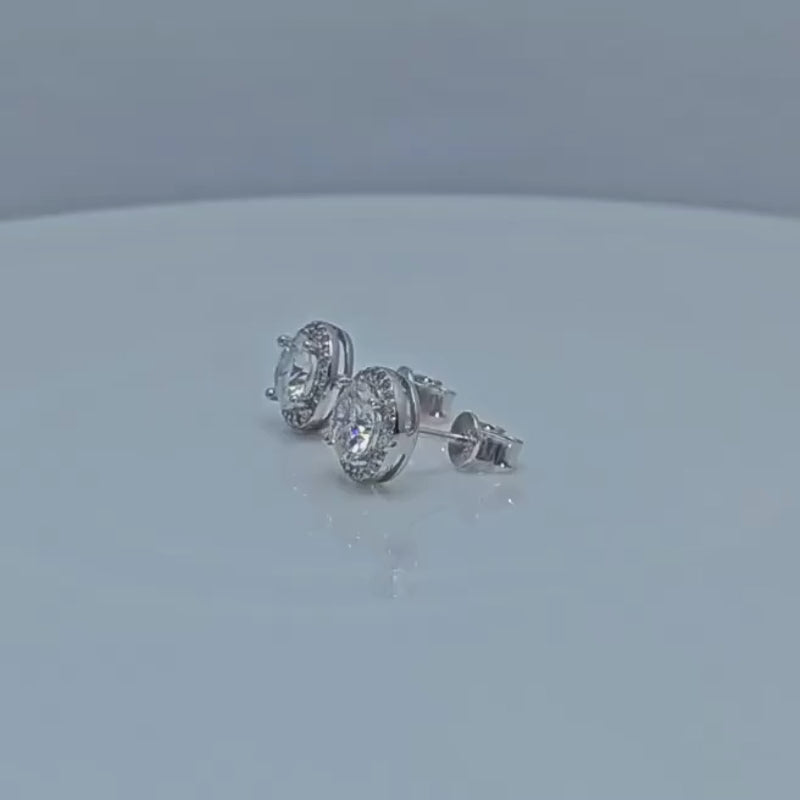 Shop The Mireya Moissanite Halo Stud Earrings today at Chantal Vaulet. Discover stunning jewelry collections, crafted for style and brilliance.