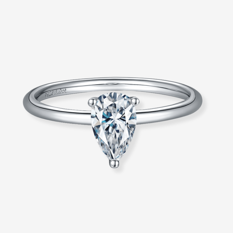 Stunning Amaris Moissanite ring 💍✨ featuring a 1.0CT pear-cut stone, perfect for engagement or wedding. Amazing value!