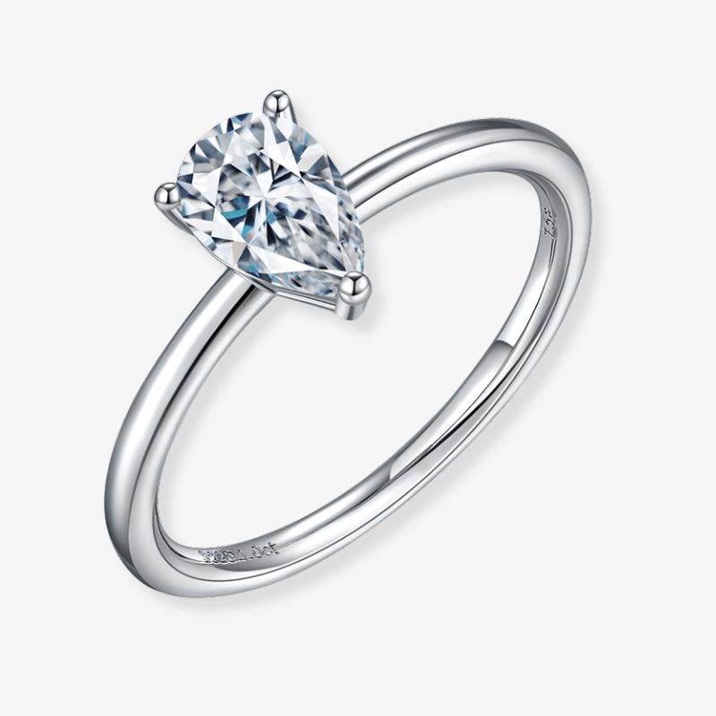 ✨ The Amaris 1.0CT Moissanite engagement ring, featuring a stunning pear-cut stone. Perfect for weddings! 💍 Amazing value!