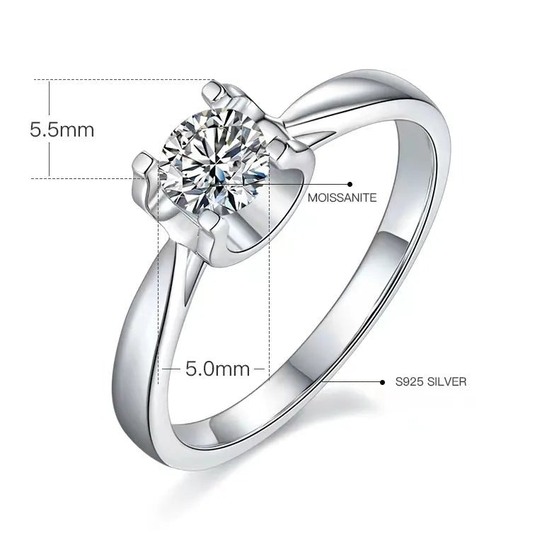 The Caliora 0.5CT Round-Cut Moissanite Ring in 925 silver 💍✨ - Perfect for engagement & wedding, amazing value!
