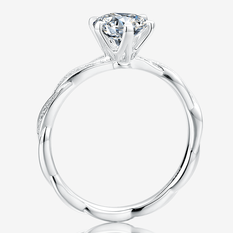 Moissanite engagement ring featuring a 1.0CT round-cut stone in a graceful twist design✨💍 Amazing value for weddings!