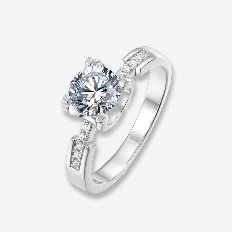 The Celestara Moissanite engagement ring 💍 with 1.0CT brilliance, sterling band & stunning side stones. Amazing value! ✨