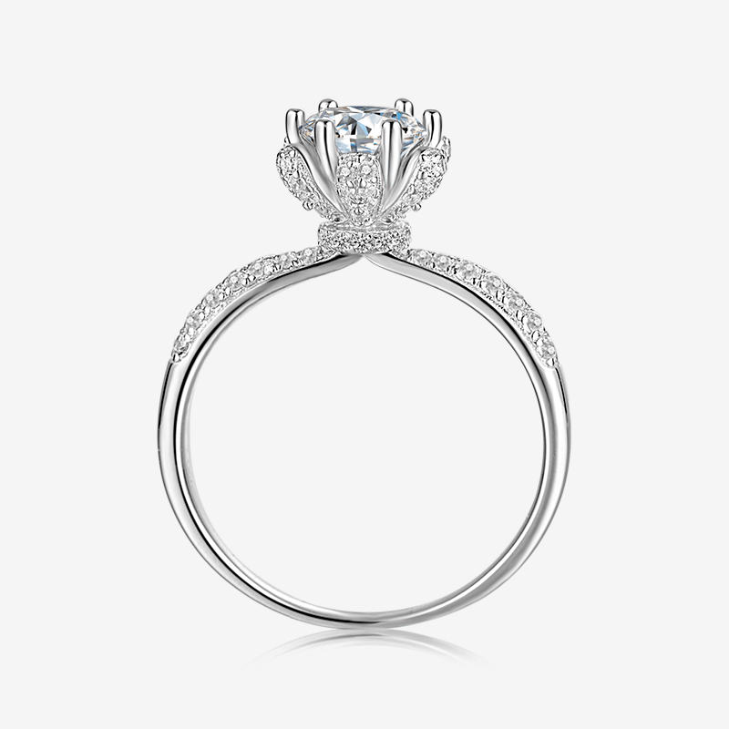 Esmerelle Moissanite Floral Ring 💍✨ - Stunning engagement and wedding ring showcasing a 1.0CT Moissanite in a floral setting.