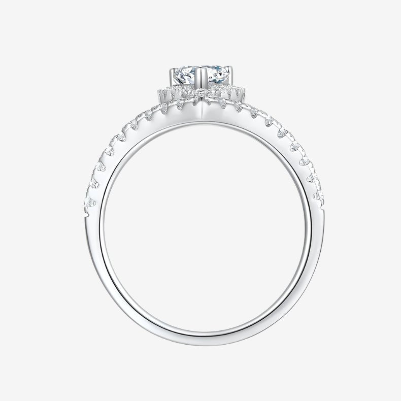 Elegant pear-cut Moissanite halo ring 💍 Perfect for engagements or weddings 🌟 Amazing value and style!