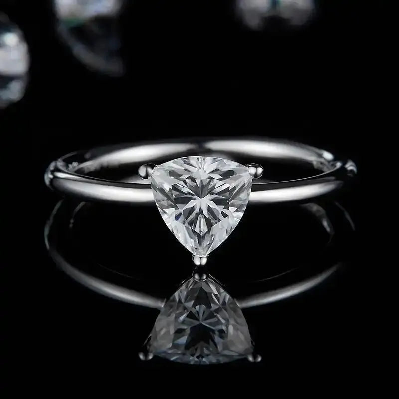 The Fiorella - Moissanite 1.0CT Ring - RING - Chantal Vaulet