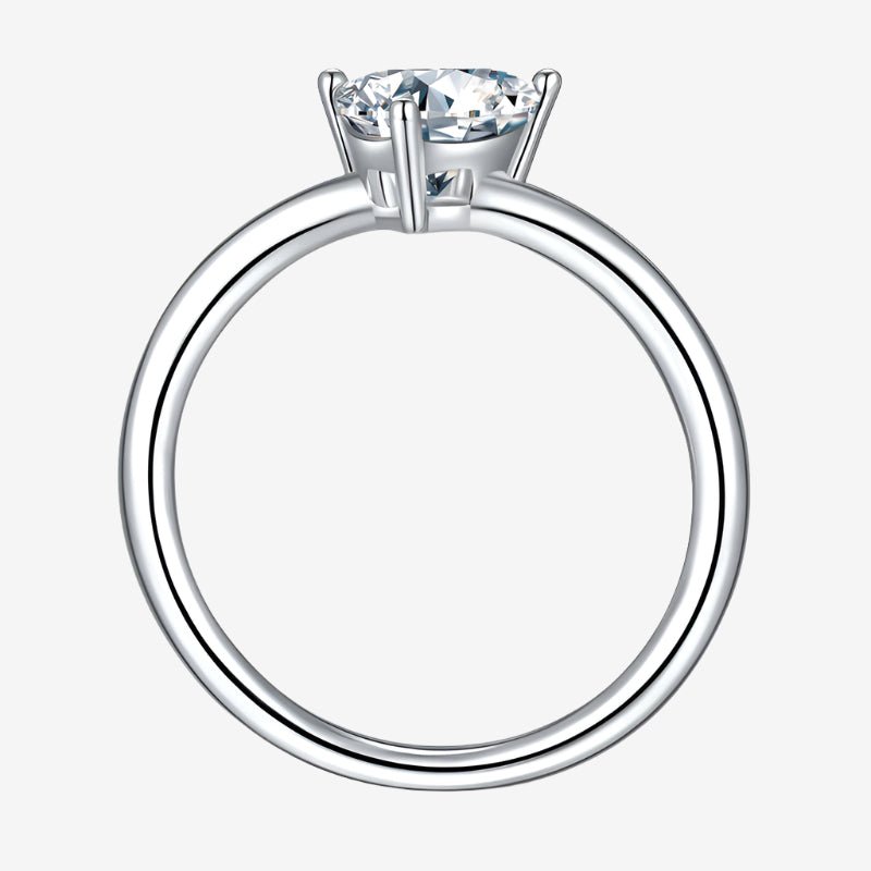 The Fiorella Moissanite 1.0CT ring 💍✨ Beautiful engagement and wedding symbol, offering amazing value.