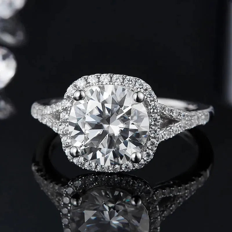 The Isolde – Moissanite Halo Ring 3CT RING by Chantal Vaulet