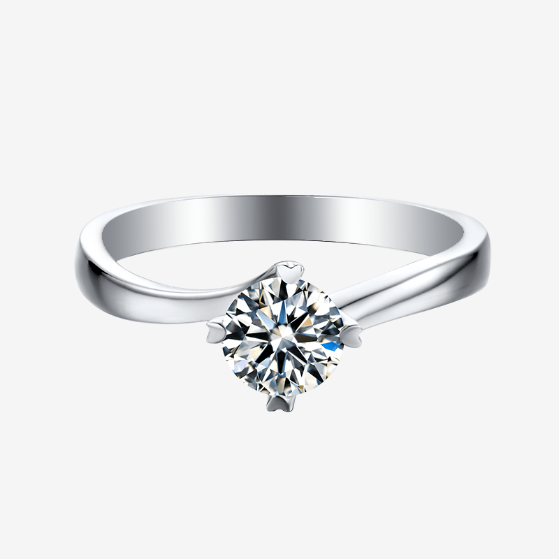 The Livia Moissanite solitaire engagement ring 🌟 featuring a 0.5CT round stone, perfect for weddings and amazing value! 💍