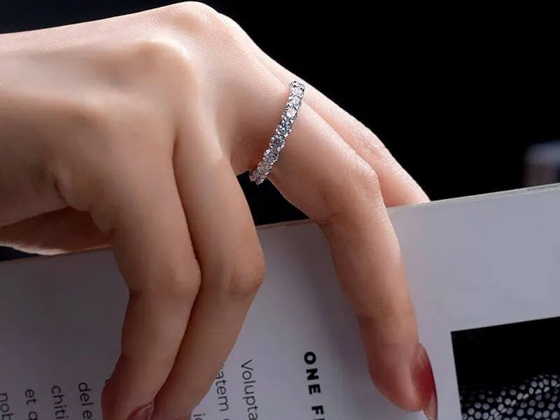 The Lunessia RING by Chantal Vaulet