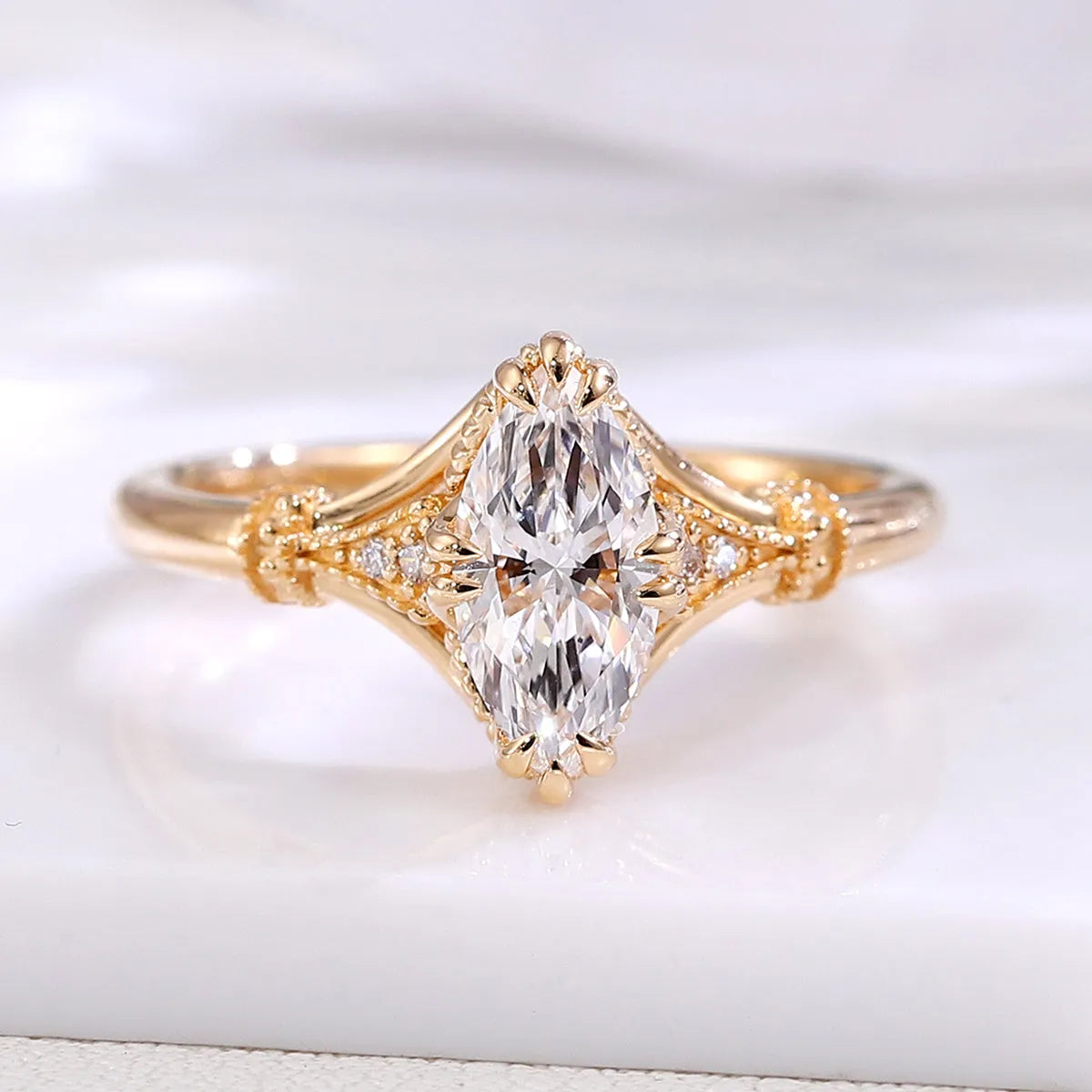 The Nymeria RING by Chantal Vaulet