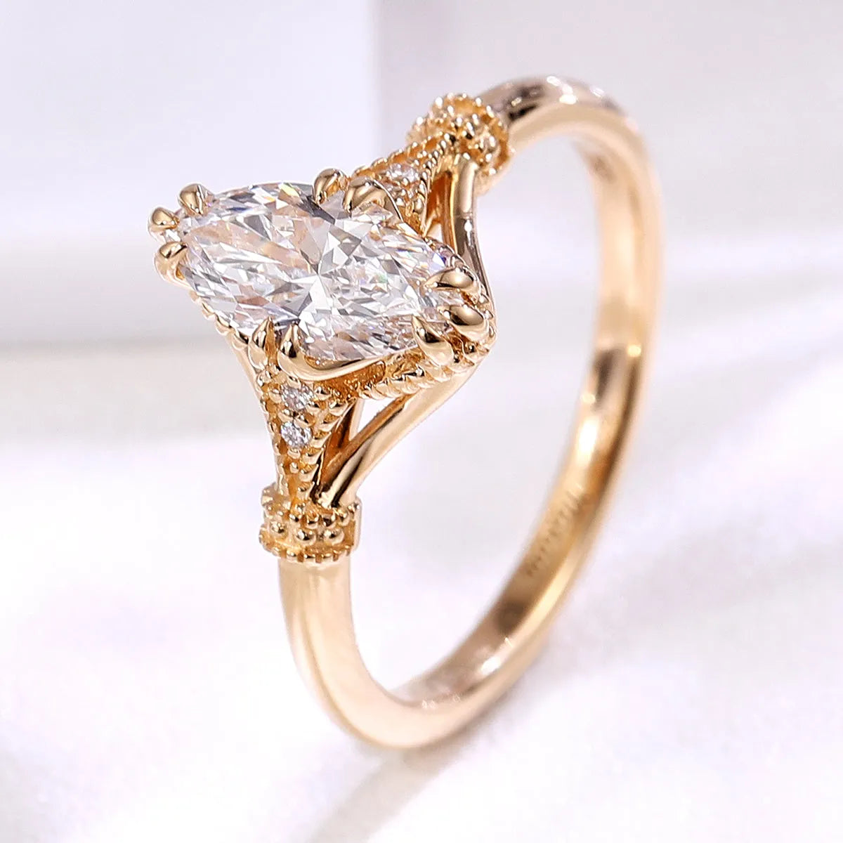 The Nymeria RING by Chantal Vaulet