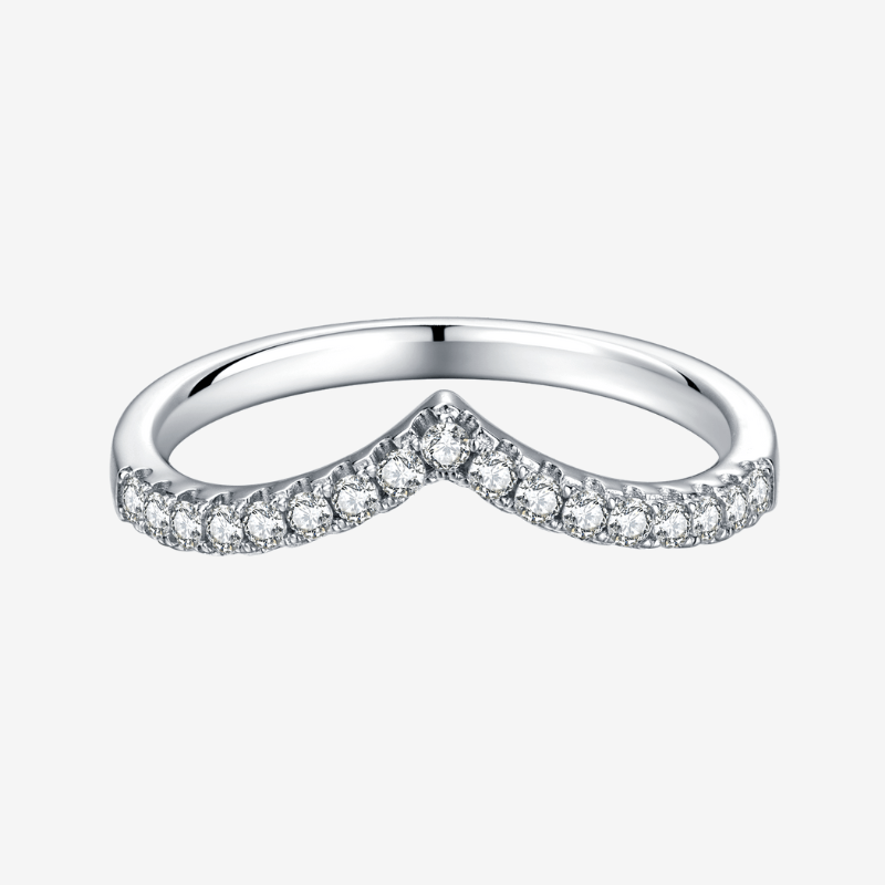 Selina Moissanite Chevron Band 💍✨ Modern elegance for engagement or wedding, featuring 17 sparkling Moissanites. Amazing value! 💖