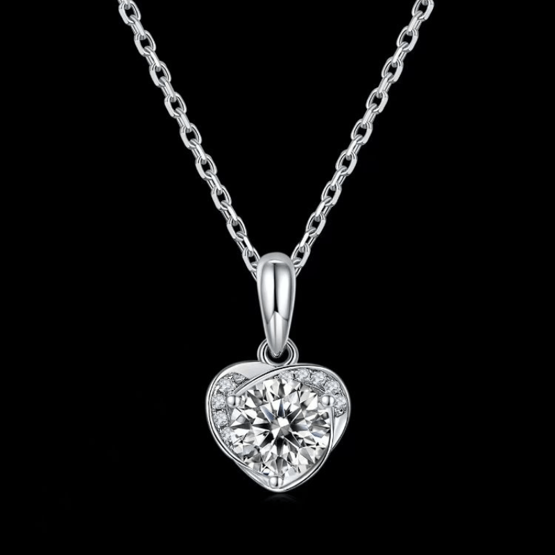 The Serenise Moissanite Heart Accent Necklace - Chantal Vaulet
