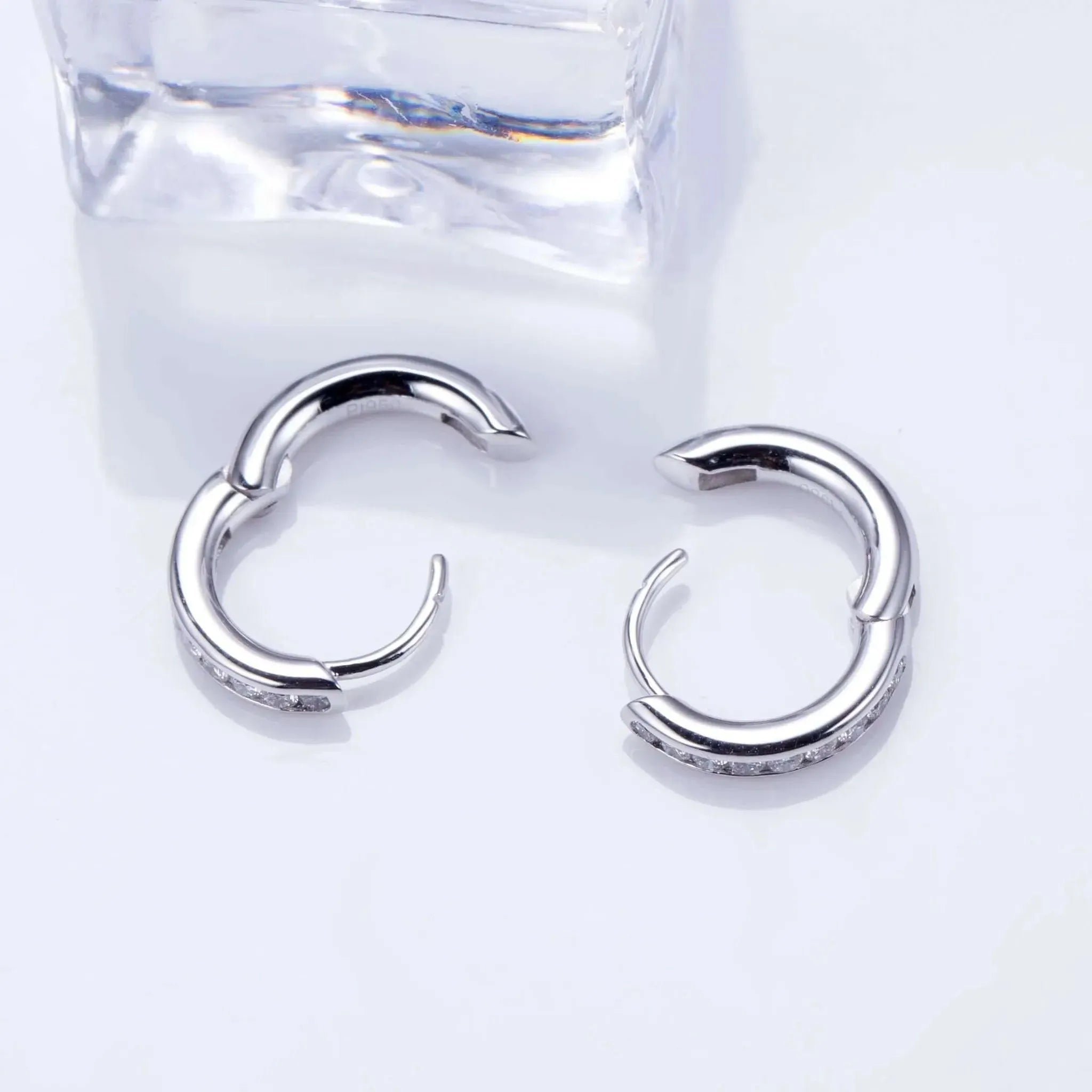 The Solenia EARRINGS by Chantal Vaulet