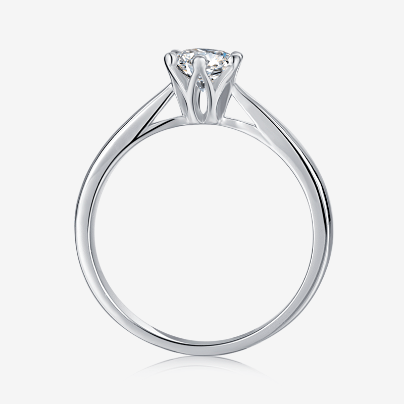 The Valoria Moissanite solitaire ring in 14K white gold 💍✨ Perfect for engagement or wedding, offering amazing value!